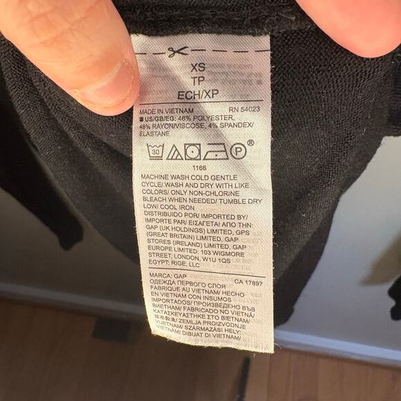 Gap Black Knit Long Ribbed Sleeve Blouse Boat Neck Closet Staple Oversized XS - Picture 3 of 8